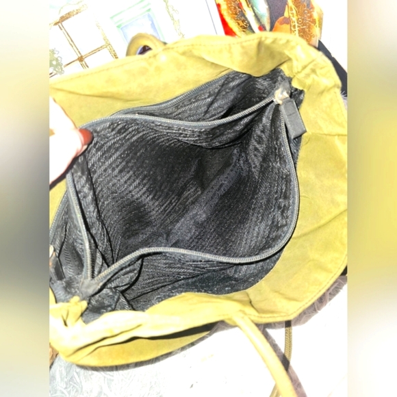 Prada Olive 🫒 Green Large Nylon Bag (EUC)(SEE PICS) - Picture 7 of 8
